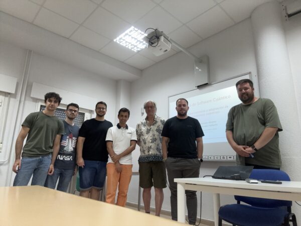 Visita de Mauricio Solar a la Universidad de Extremadura